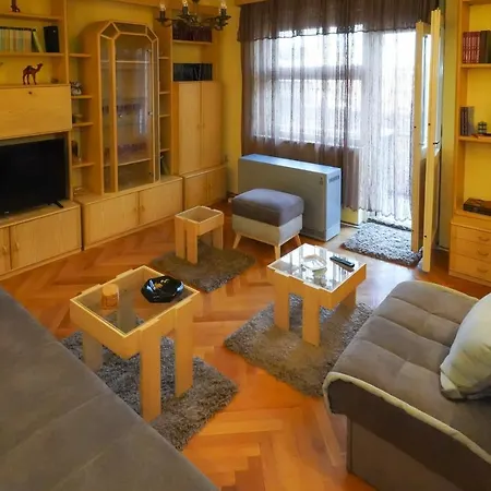 Center *